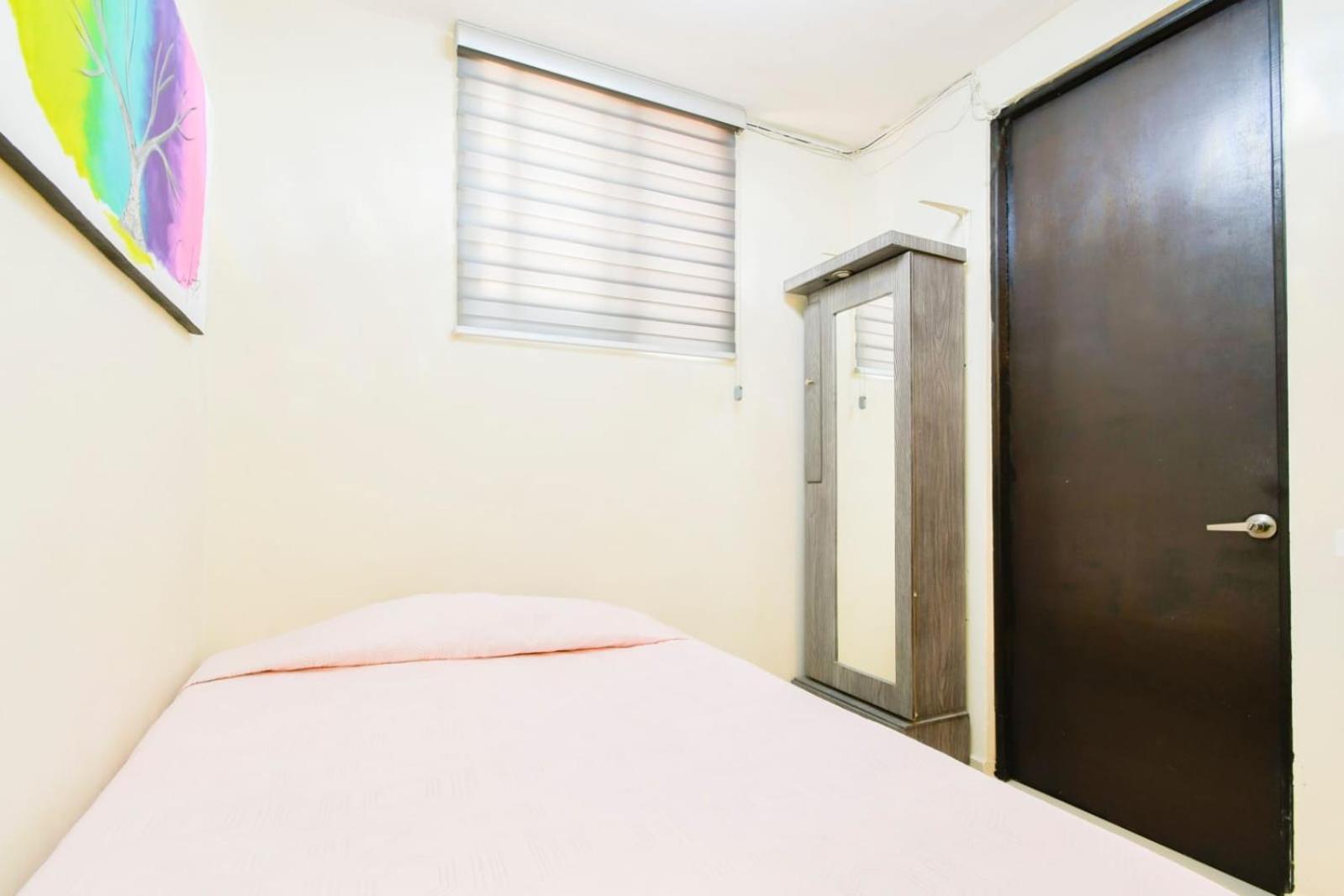 Hostal Vitta Guadalajara Room photo